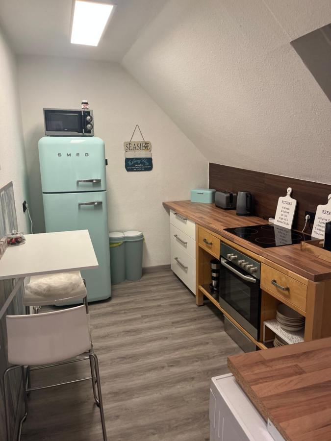 Sandys-Beachhouse Em 2024 Stadion -16 Fahrminuten Ferienwohnung Abtei Brauweiler Business Kueche Klima Parken Relax Travel Work Koeln Naehe Pulheim Bagian luar foto